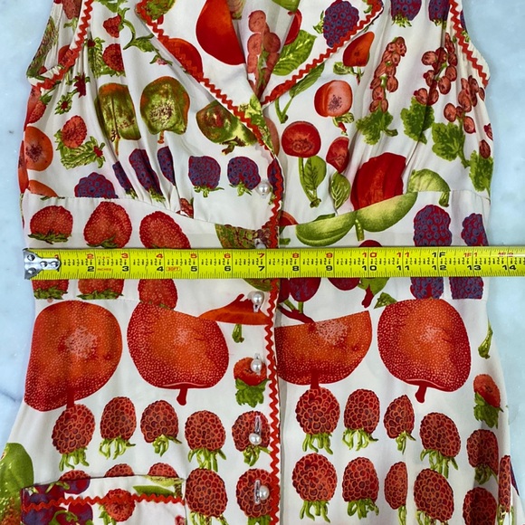 Vintage 90s Y2K πππππRARE Betsey Johnson White Silk Fruit Dress, Size 6 - Picture 15 of 16